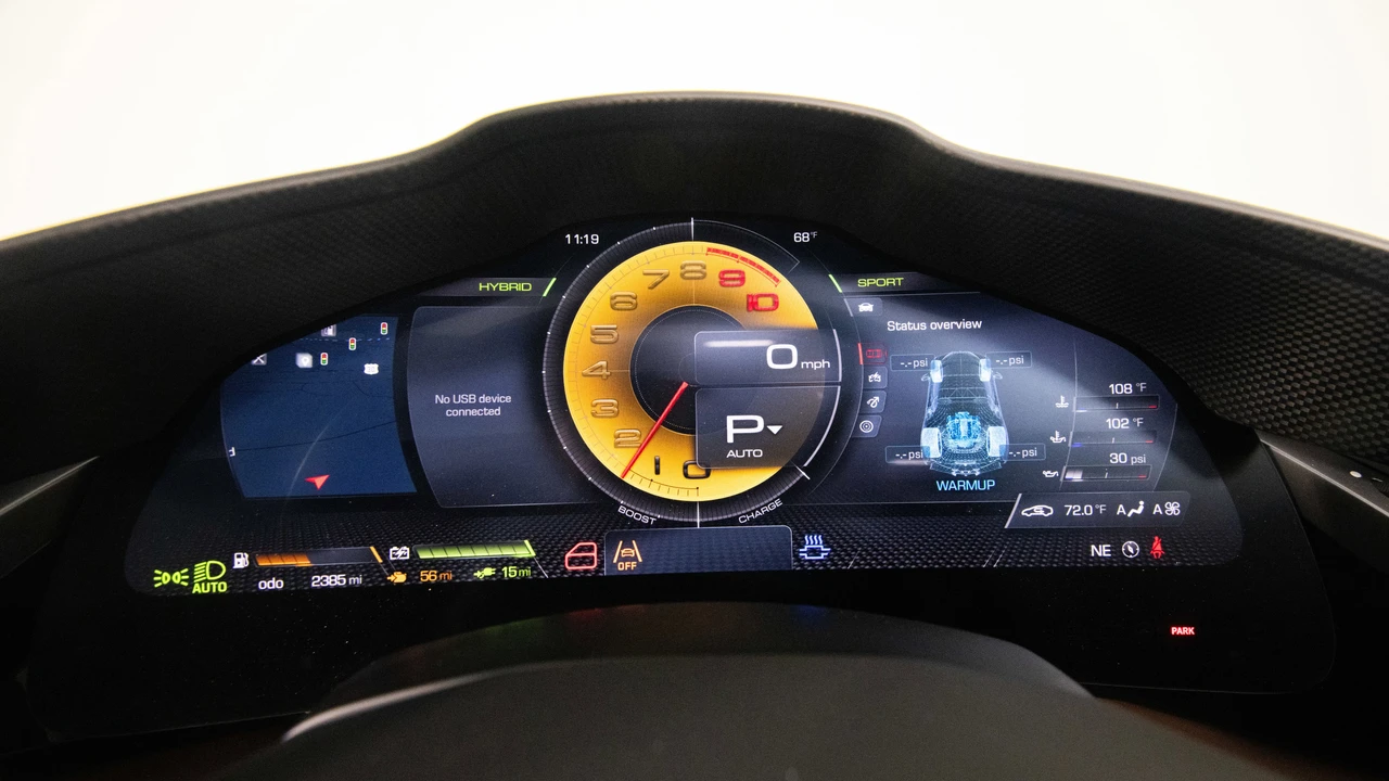 2025 Ferrari SF90 Spider - Image 30 of 31