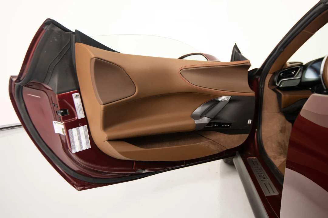 2025 Ferrari SF90 Spider - Image 26 of 31