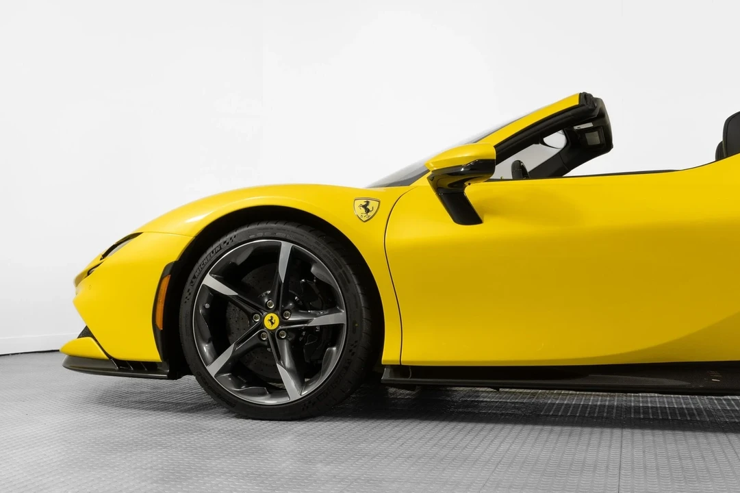 2025 Ferrari SF90 Spider - Image 18 of 21