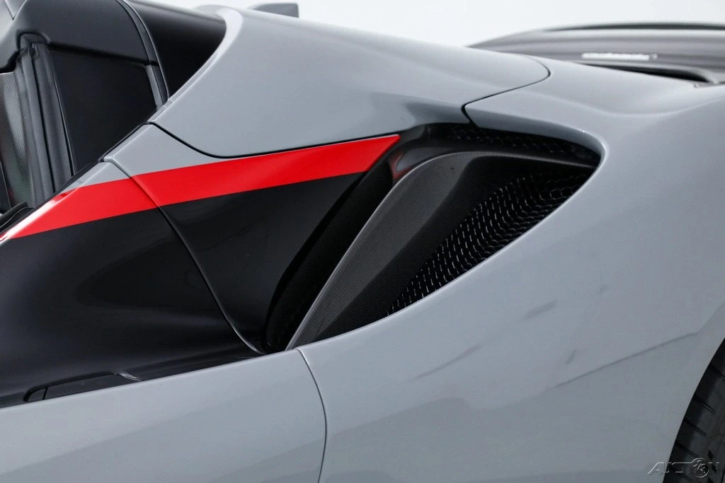 2025 Ferrari SF90 Spider - Image 19 of 21