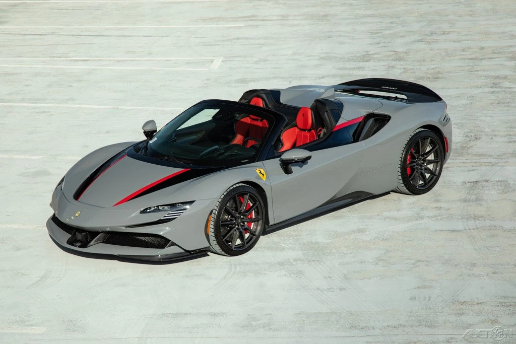 2025 Ferrari SF90 Spider - Image 20 of 21