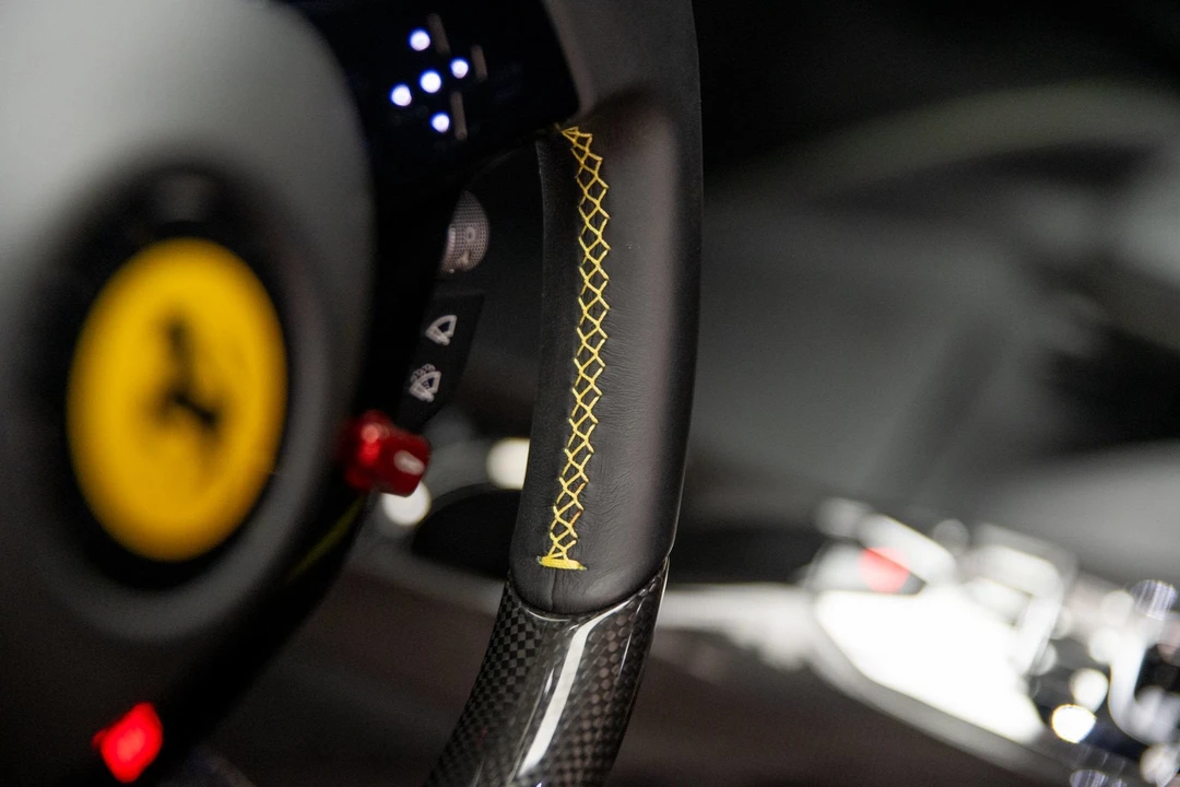 2025 Ferrari SF90 Spider - Image 27 of 31