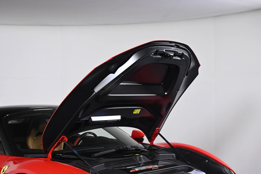 2025 Ferrari SF90 Spider - Image 25 of 29