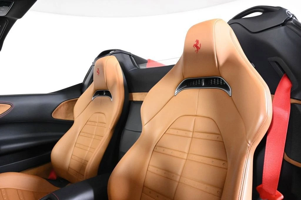 2025 Ferrari SF90 Spider - Image 19 of 29