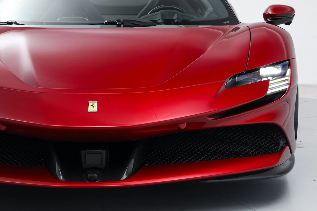 2025 Ferrari SF90 Spider - Image 20 of 31