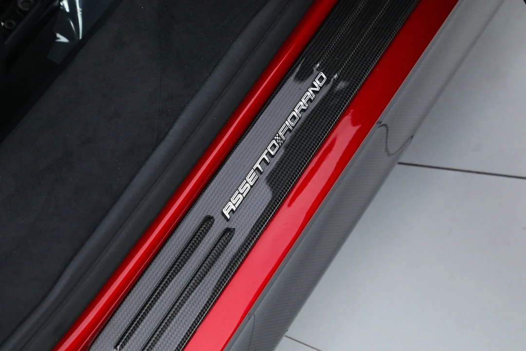 2025 Ferrari SF90 Spider - Image 30 of 31
