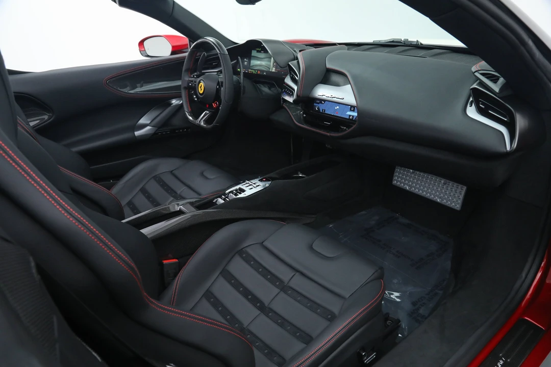2025 Ferrari SF90 Spider - Image 26 of 31