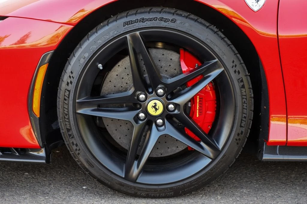 2025 Ferrari SF90 Spider - Image 28 of 31