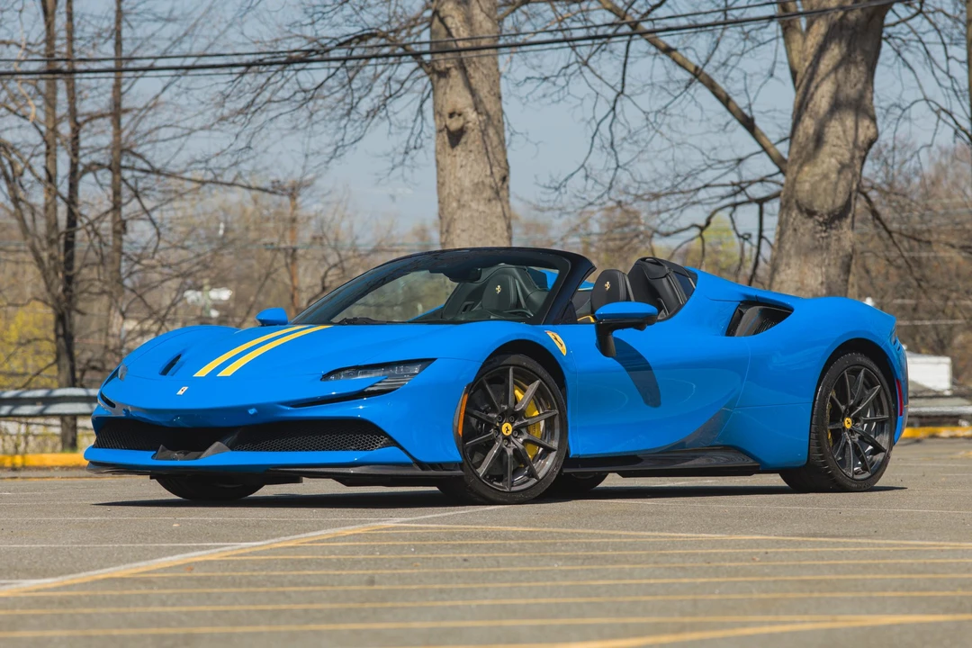 2025 Ferrari SF90 Spider - Image 8 of 31