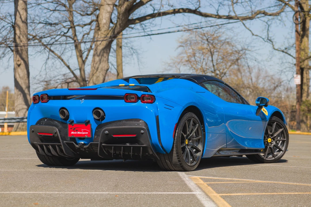 2025 Ferrari SF90 Spider - Image 24 of 31