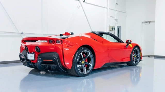 2025 Ferrari SF90 Spider - Image 15 of 15