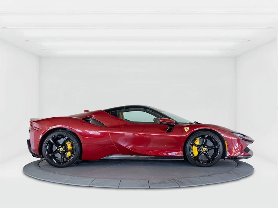 2025 Ferrari SF90 Spider - Image 4 of 20