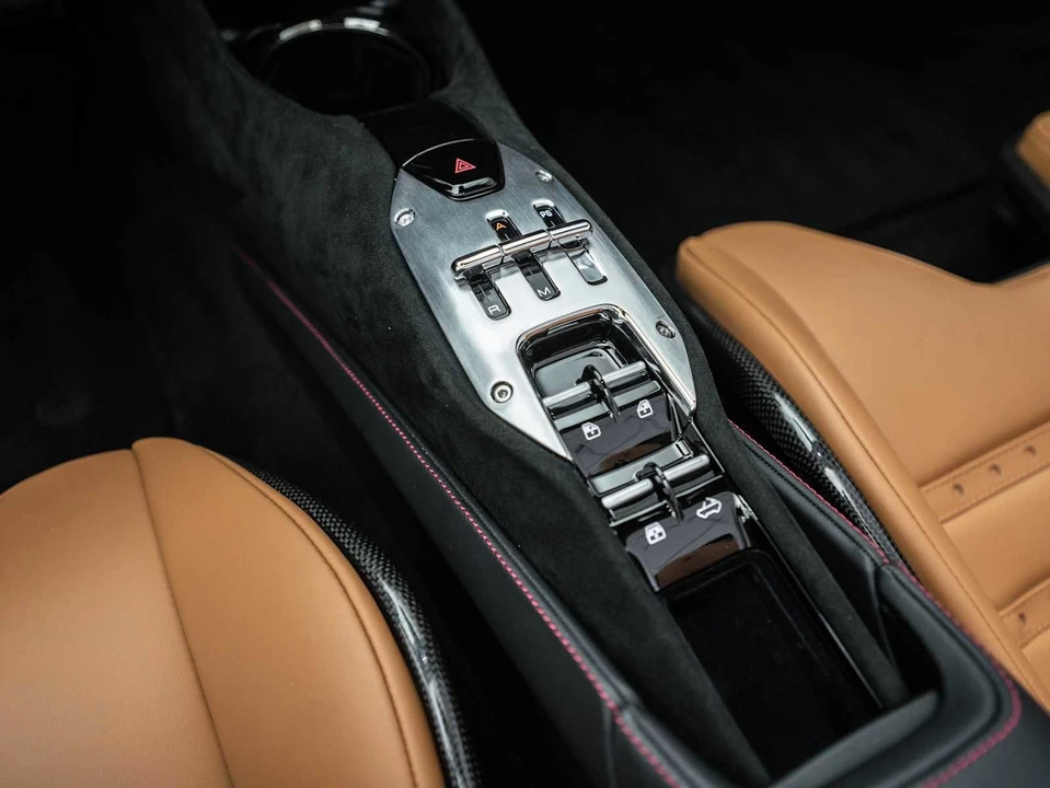 2025 Ferrari SF90 Spider - Image 26 of 31