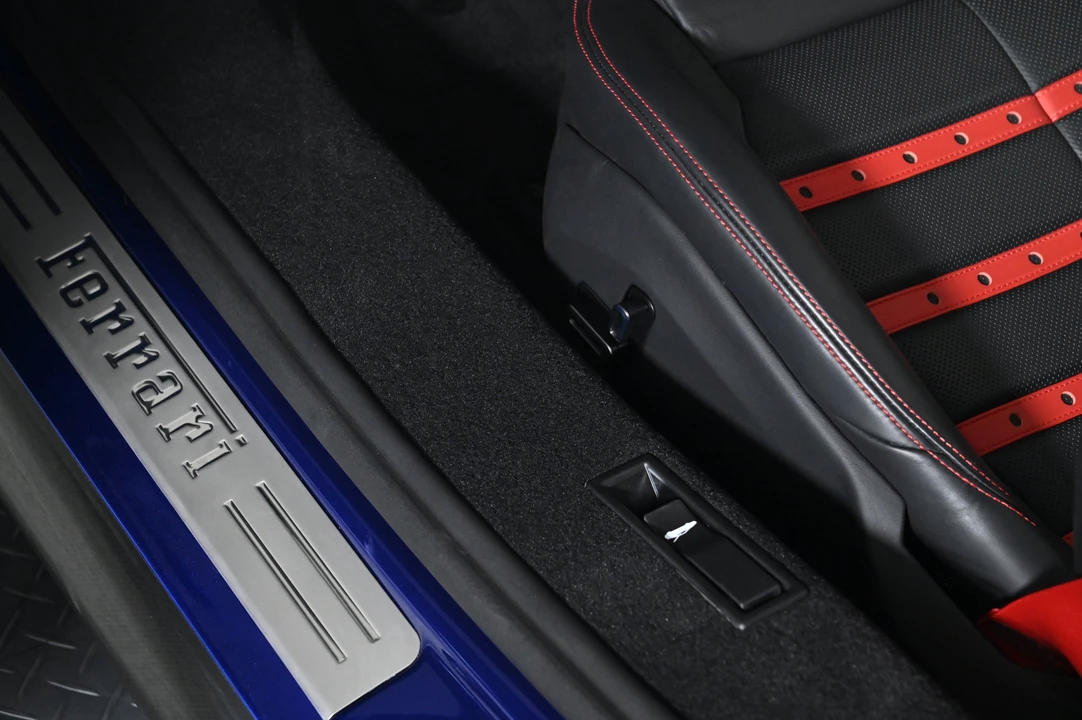 2025 Ferrari SF90 Spider - Image 22 of 29