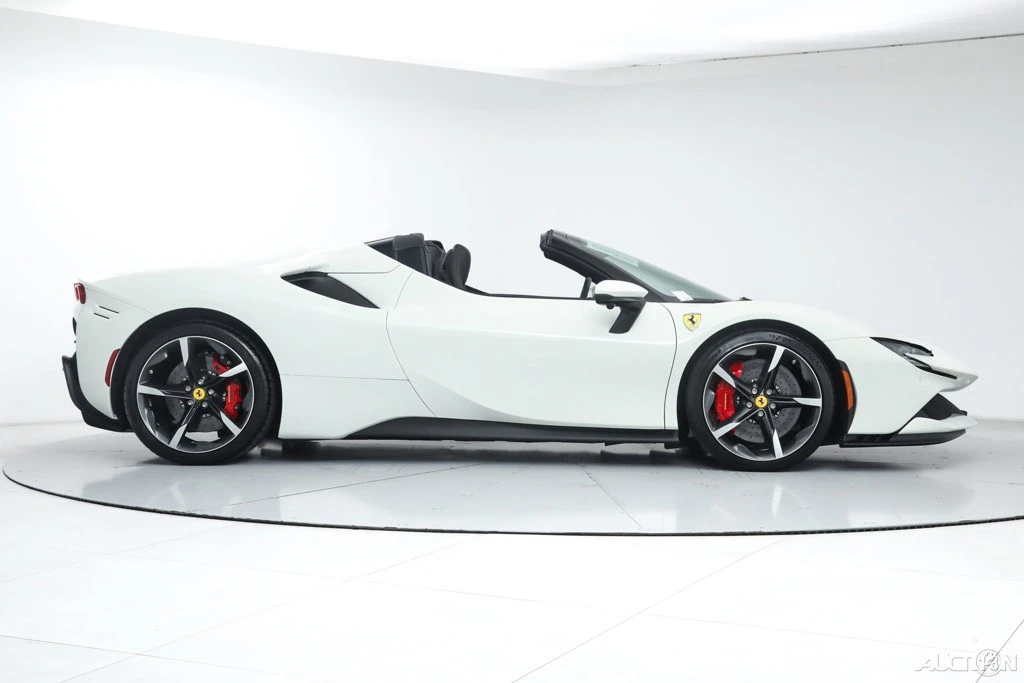 2025 Ferrari SF90 Spider - Image 10 of 21