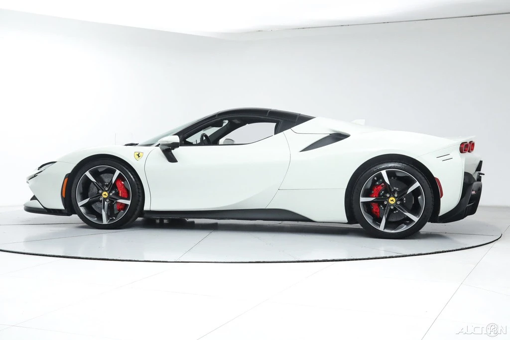 2025 Ferrari SF90 Spider - Image 7 of 21