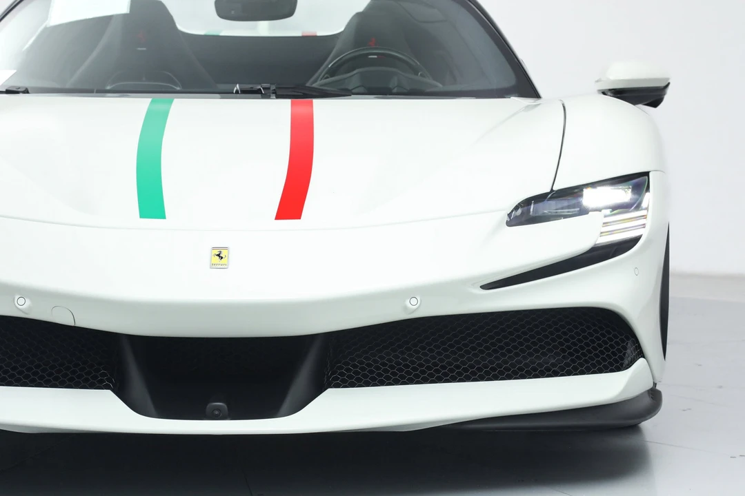 2025 Ferrari SF90 Spider - Image 15 of 31