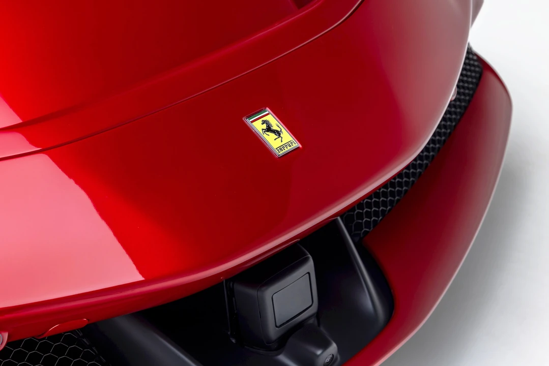 2025 Ferrari SF90 Spider - Image 15 of 31