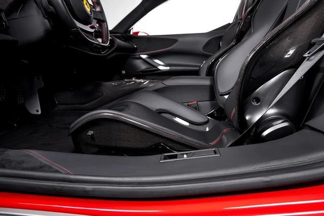 2025 Ferrari SF90 Spider - Image 28 of 31