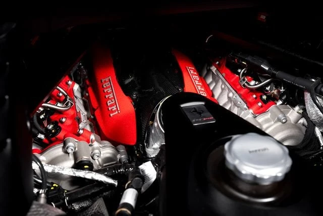 2025 Ferrari SF90 Spider - Image 10 of 31