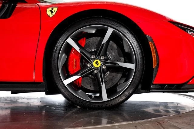 2025 Ferrari SF90 Spider - Image 22 of 31