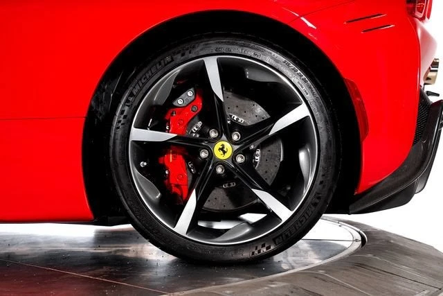 2025 Ferrari SF90 Spider - Image 20 of 31