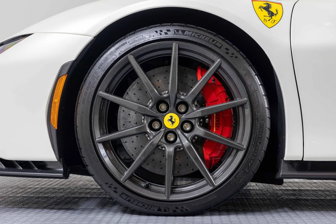 2025 Ferrari SF90 Spider - Image 29 of 31