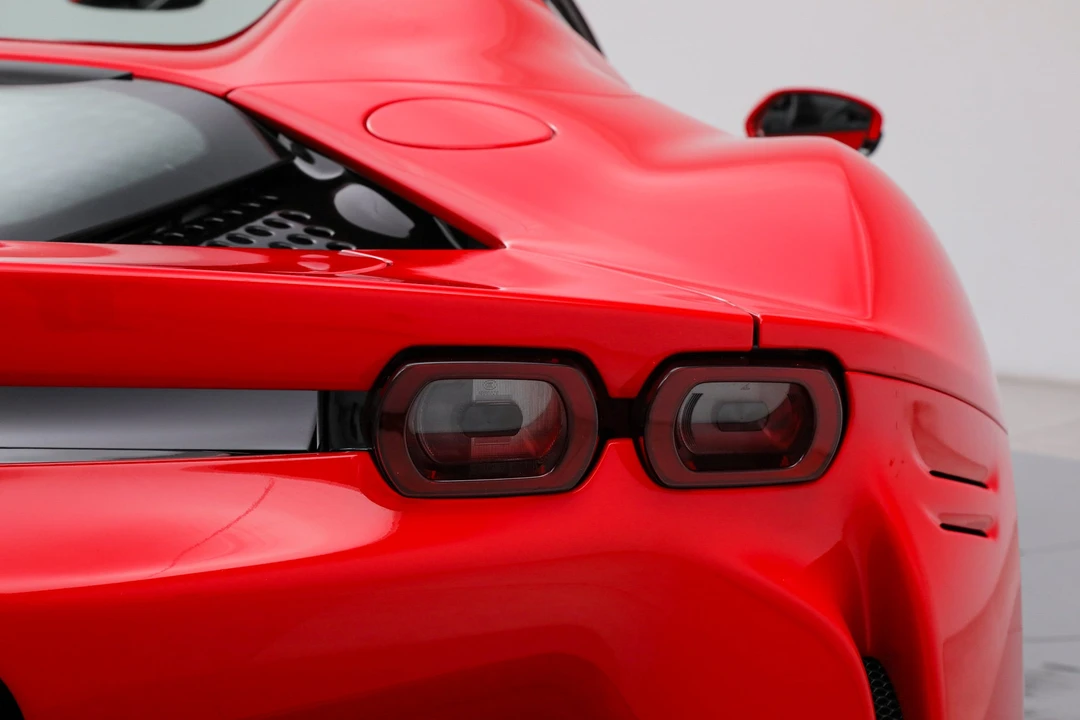 2025 Ferrari SF90 Spider - Image 20 of 31
