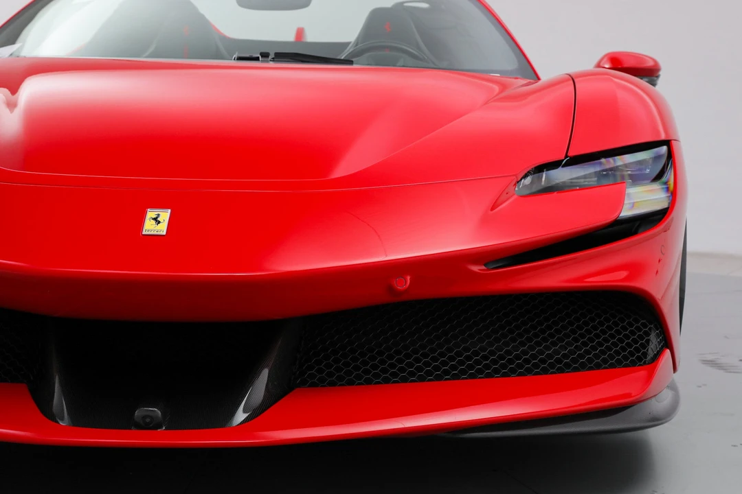 2025 Ferrari SF90 Spider - Image 15 of 31