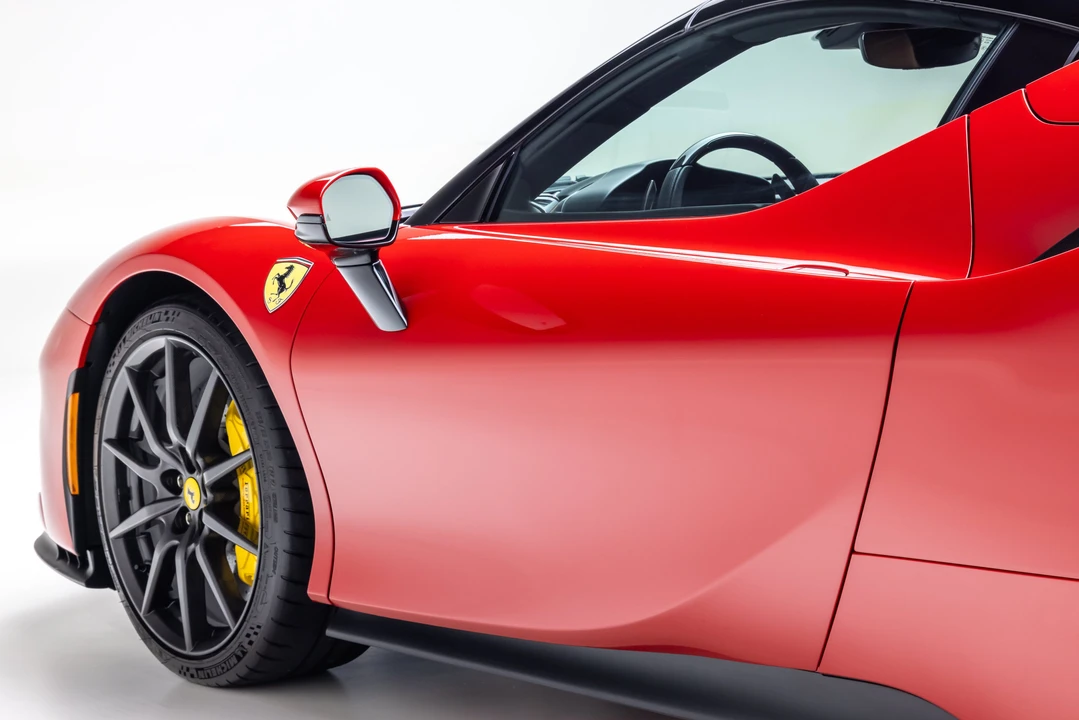 2025 Ferrari SF90 Spider - Image 23 of 31