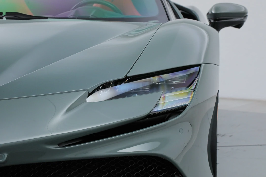 2025 Ferrari SF90 Spider - Image 16 of 31