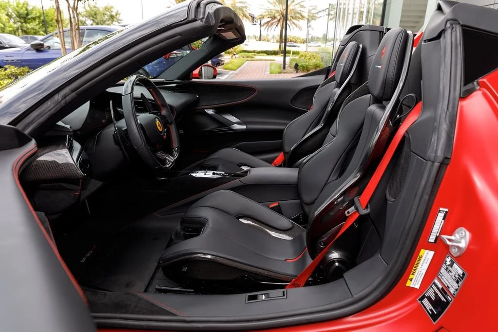 2025 Ferrari SF90 Spider - Image 24 of 31