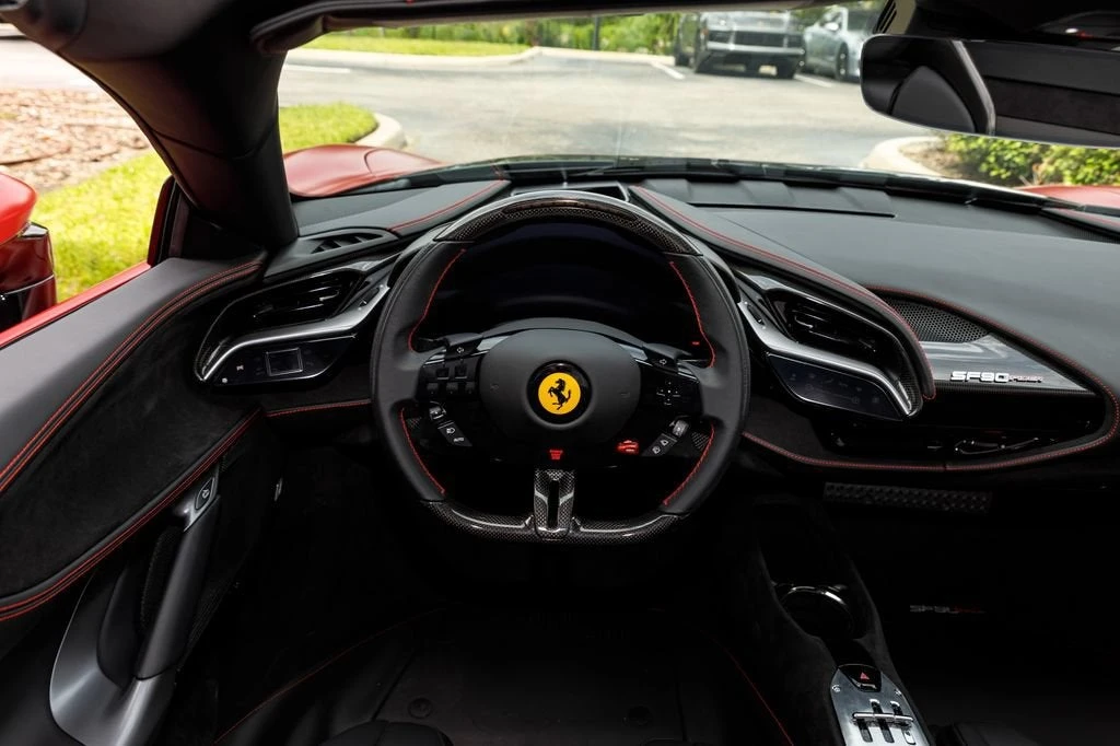 2025 Ferrari SF90 Spider - Image 18 of 31