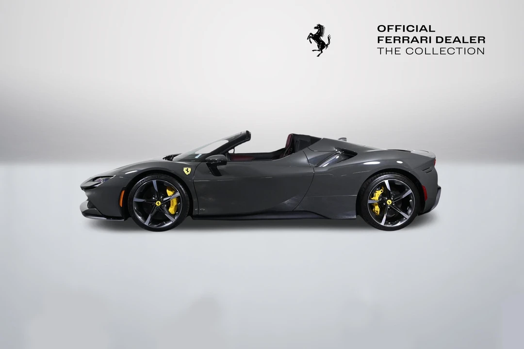 2025 Ferrari SF90 Spider - Image 7 of 31