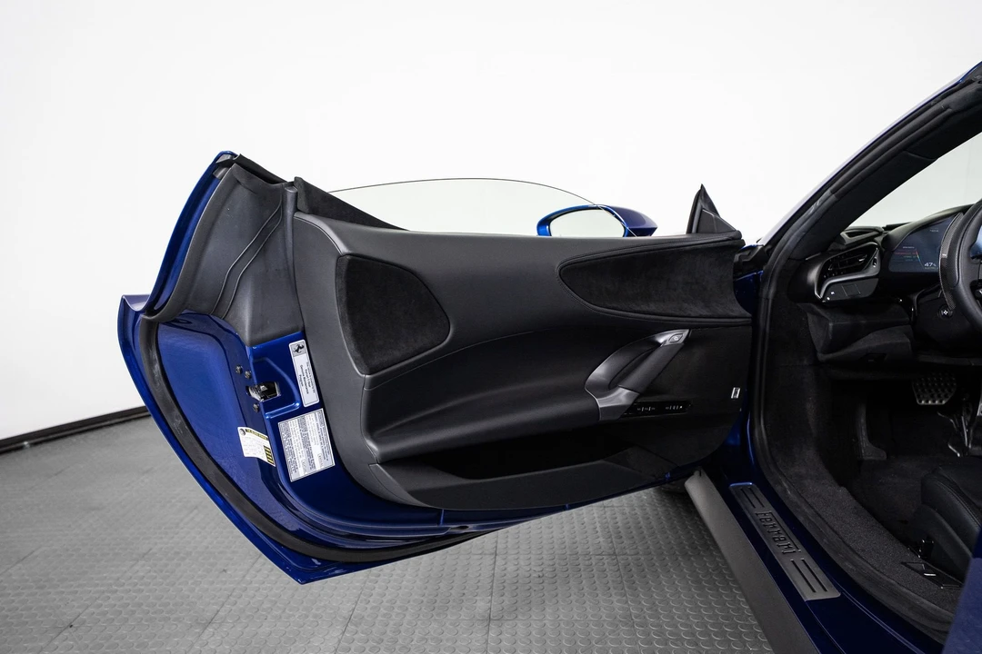 2025 Ferrari SF90 Spider - Image 18 of 31
