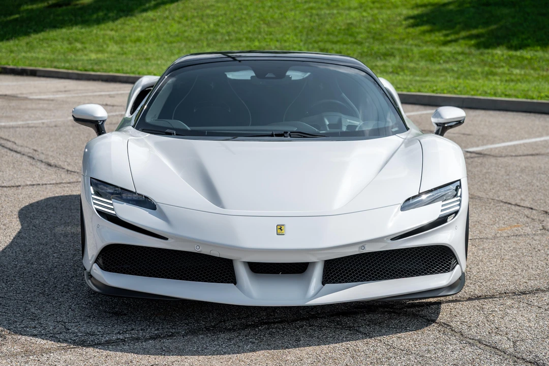 2025 Ferrari SF90 Spider - Image 10 of 31
