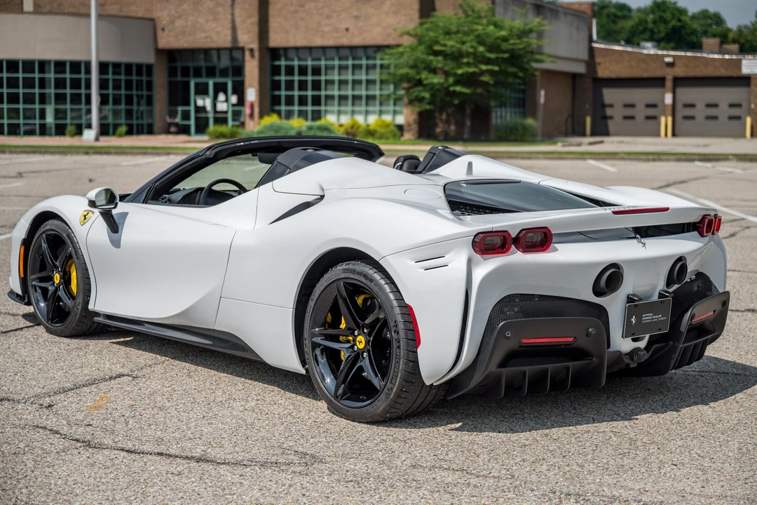2025 Ferrari SF90 Spider - Image 4 of 31