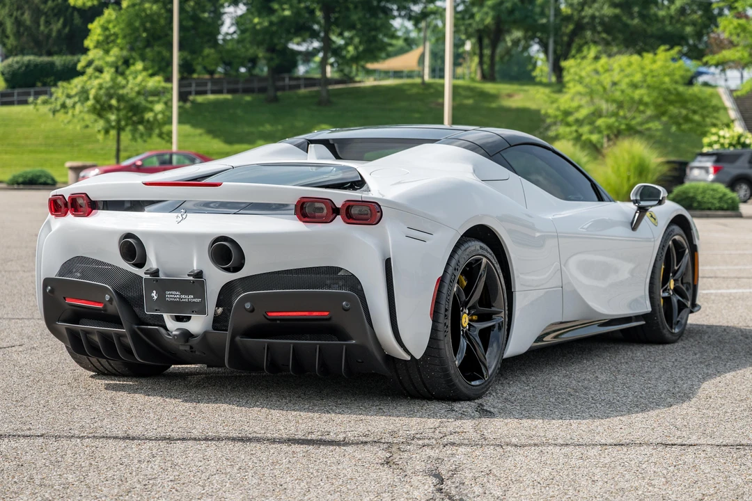 2025 Ferrari SF90 Spider - Image 19 of 31