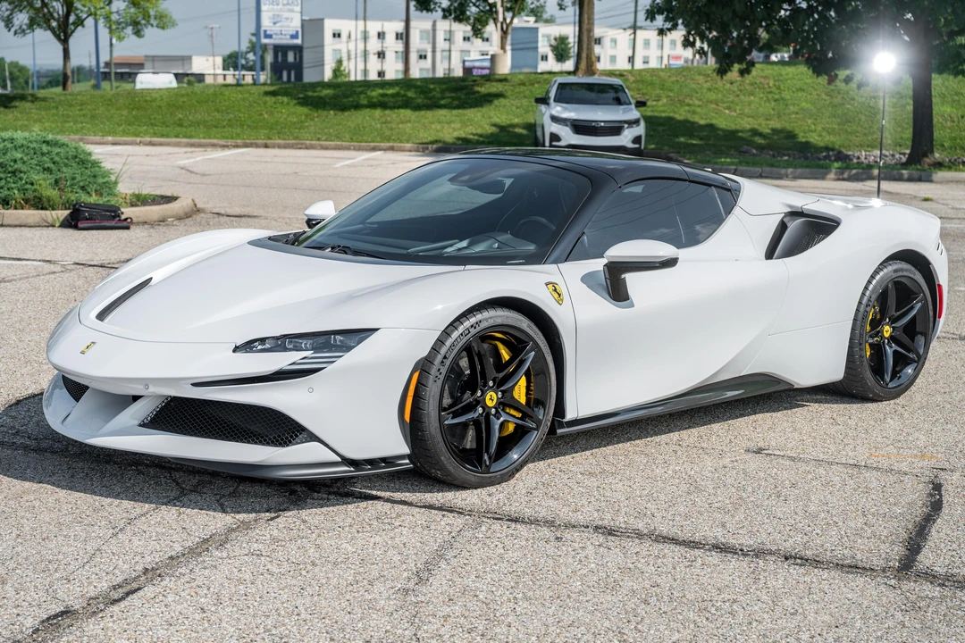 2025 Ferrari SF90 Spider - Image 13 of 31