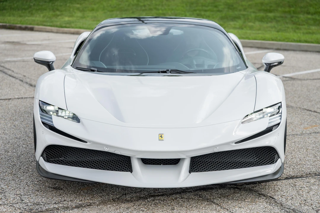 2025 Ferrari SF90 Spider - Image 11 of 31
