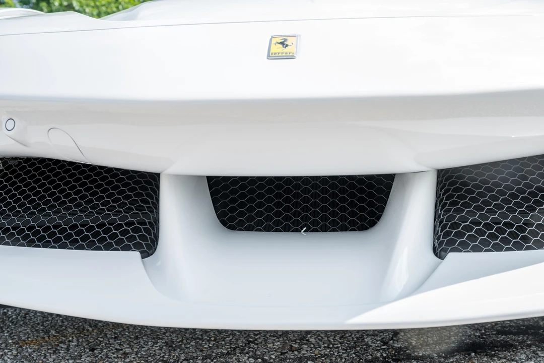 2025 Ferrari SF90 Spider - Image 29 of 31