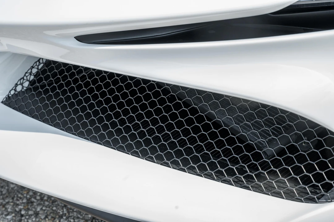 2025 Ferrari SF90 Spider - Image 30 of 31
