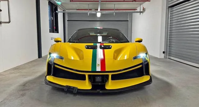 2025 Ferrari SF90 XX Spider