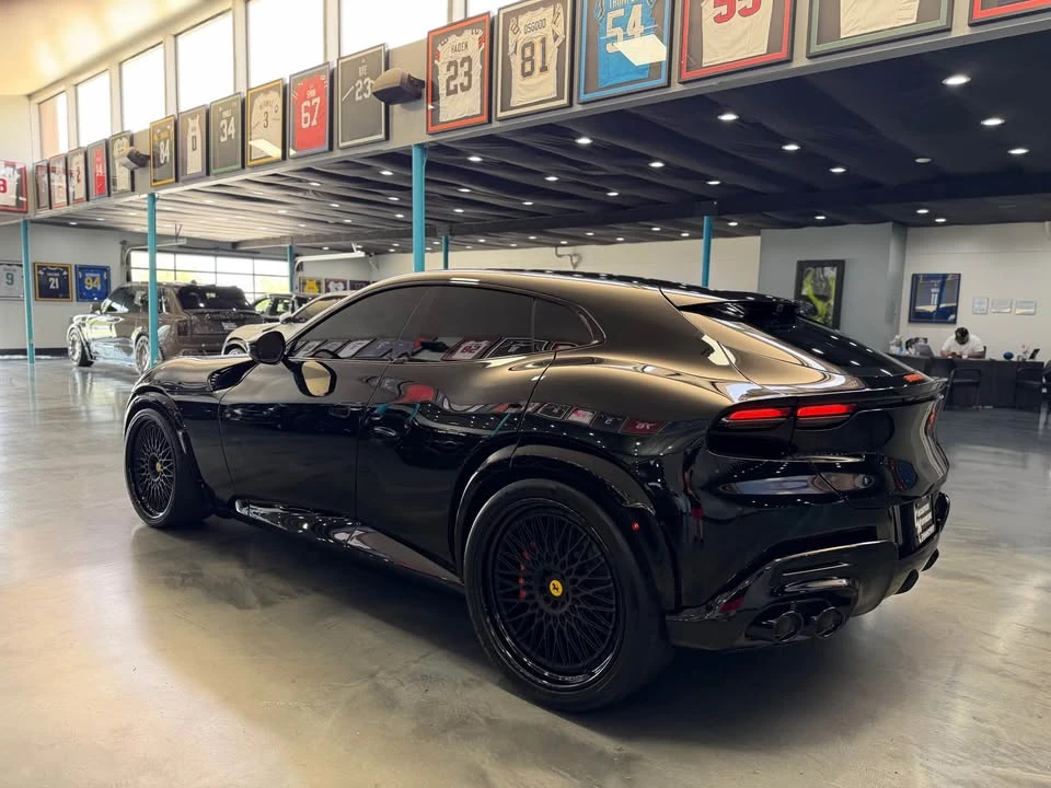 2025 Ferrari Purosangue - Image 3 of 17