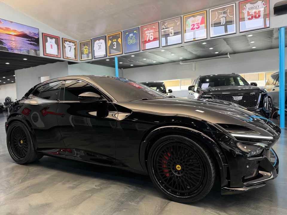 2025 Ferrari Purosangue - Image 11 of 17