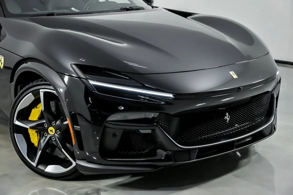 2025 Ferrari Purosangue - Image 3 of 20