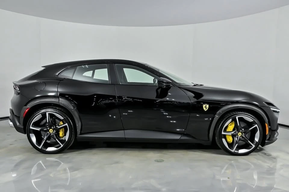 2025 Ferrari Purosangue - Image 15 of 20