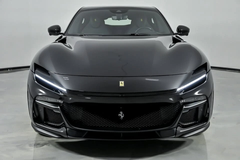2025 Ferrari Purosangue - Image 5 of 20