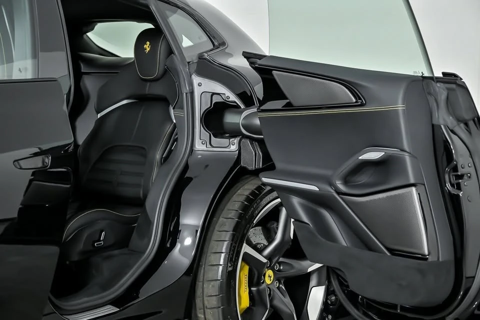 2025 Ferrari Purosangue - Image 20 of 20