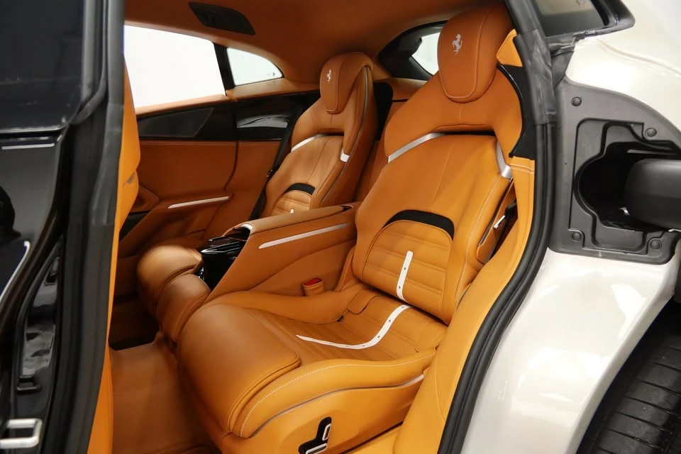 2025 Ferrari Purosangue - Image 13 of 16